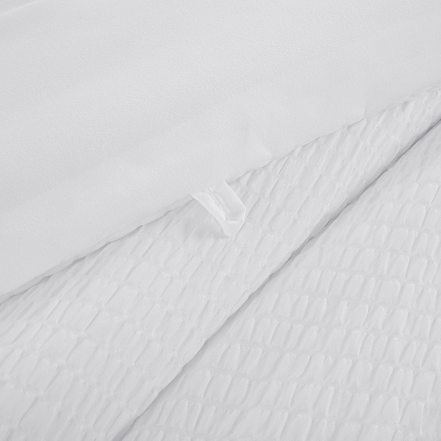 HOMBYS 3 Piece Seersucker Oversized King Comforter Set 98x120, Breathable White Soft Comforter Set, Lightweight Bedding Comforter Sets with Comforter for All Season