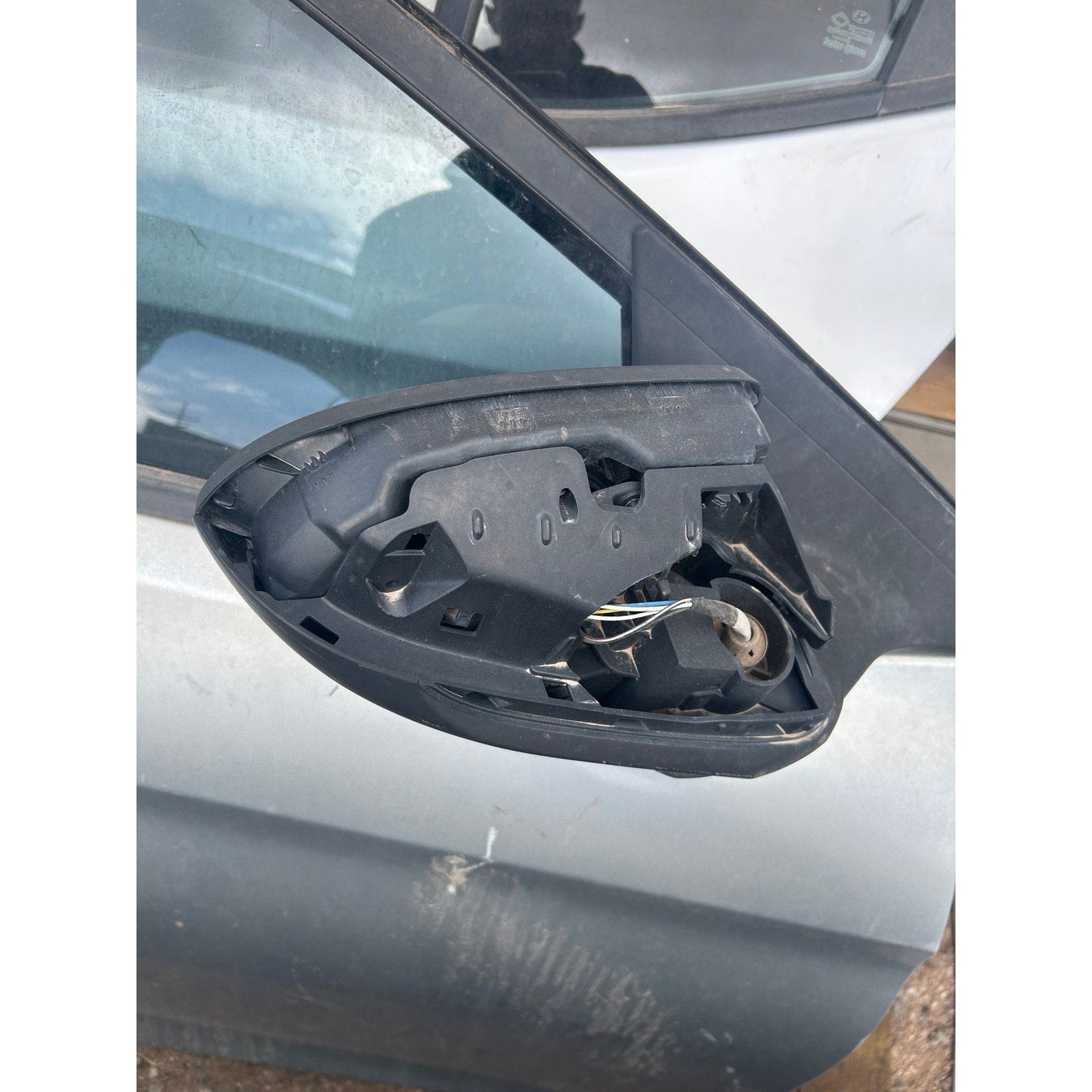 2018 Hyundai Elantra Right Front Door