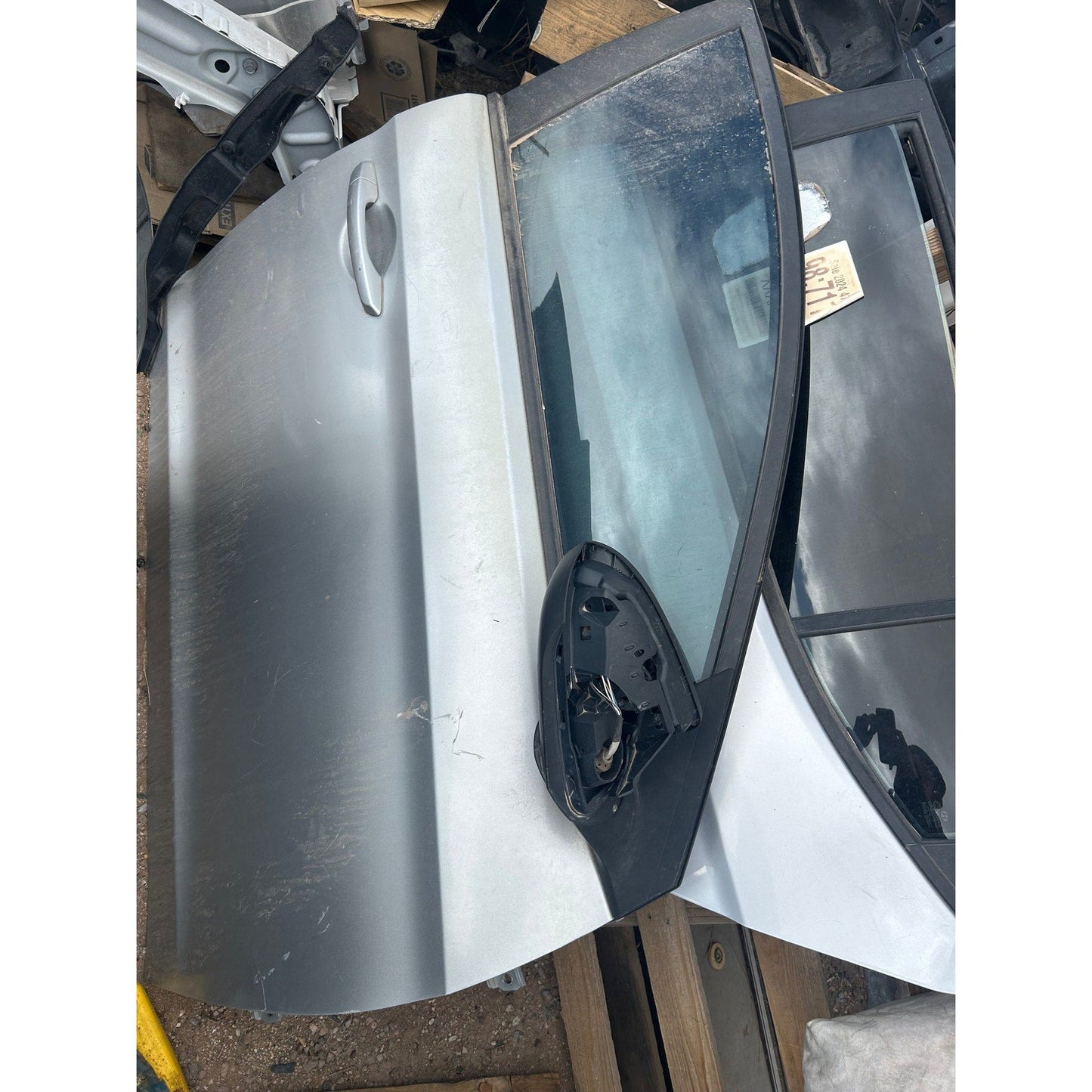 2018 Hyundai Elantra Right Front Door