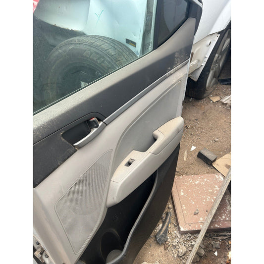 2017-2018, Hyundai Elantra, Silver, rear Right door